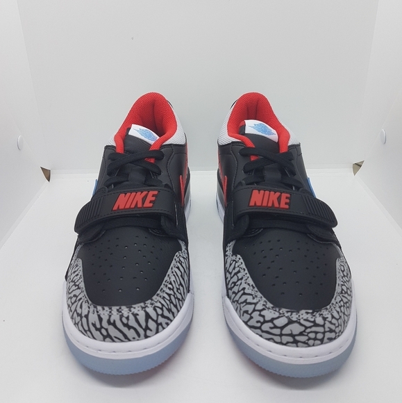 NWB Jordan Nike CD7069-004 Air Jordan Legacy 312 Low Black Wolf Grey Sz 8 - Picture 2 of 9